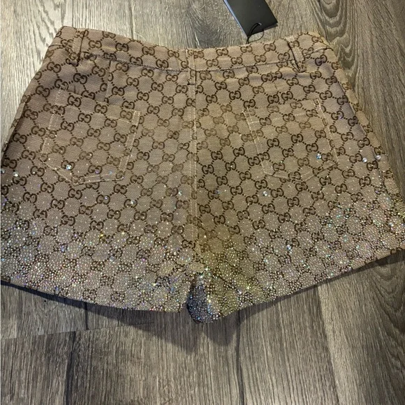 Gucci Beige Monogram High Waist Shorts - Picture 5 of 11
